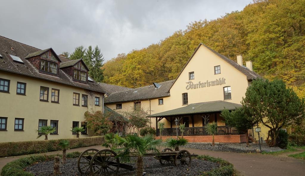 Landhotel Burkartsmuehle Hofheim am Taunus Exterior photo