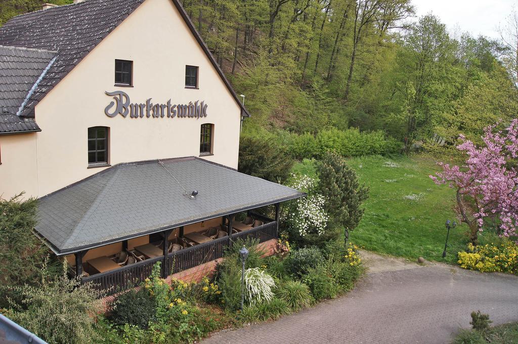 Landhotel Burkartsmuehle Hofheim am Taunus Exterior photo